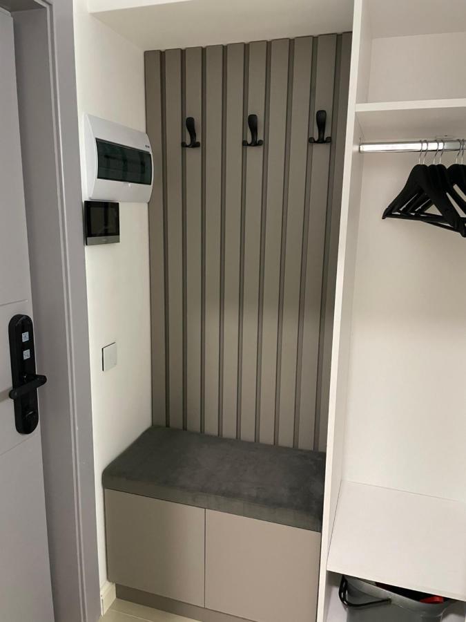 Modern Gray / Designed Lejlighed Iasi Eksteriør billede